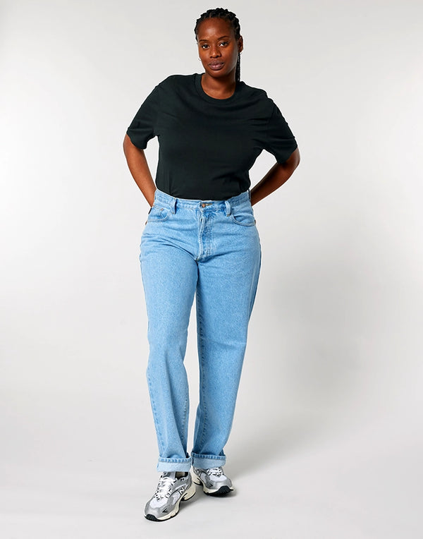 STTU169 Stanley Stella Creator 2.0 T-shirt in Black Women's Full Body View